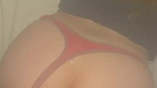 Point that ass to me