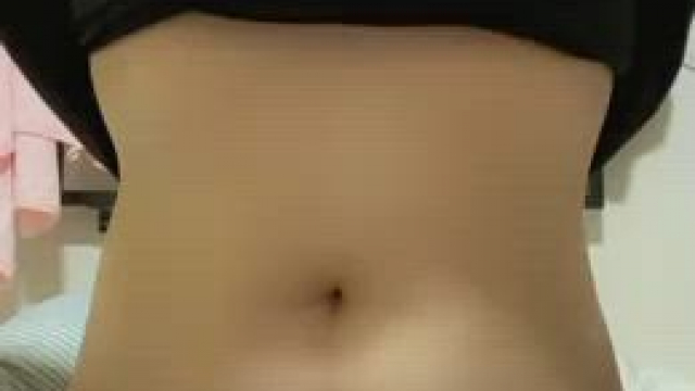 I think black looks good on me