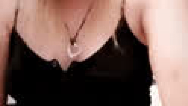 I just wanna show you my boobs