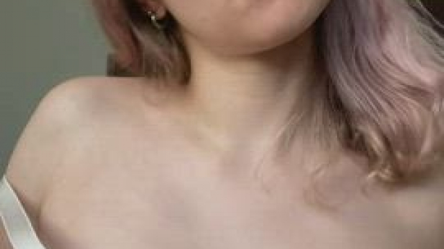 I look like a cute girl, but I want to tell you a secret, I really want you to f