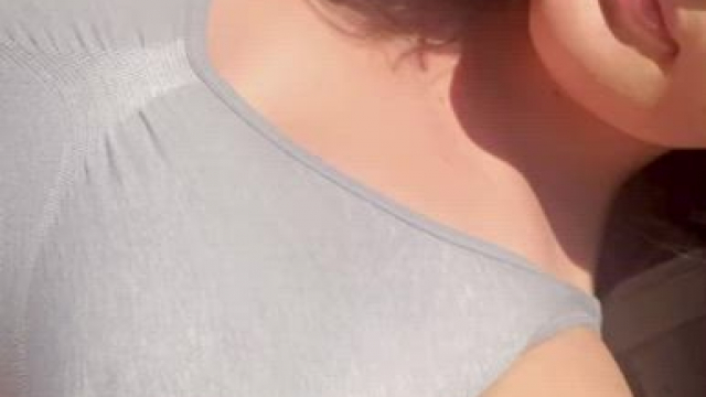 Watch me drop my titties