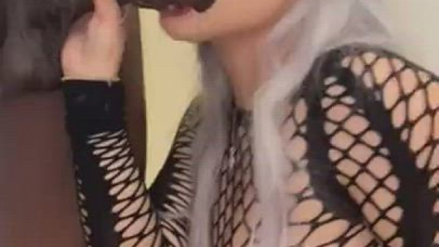 sexy girl sucking a Big black cock