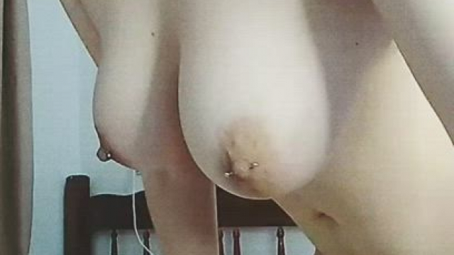 [F20] never been noticed here, is today my lucky day?