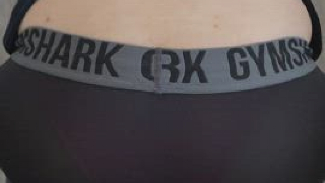 thick cumshot for her new gymshark leggings, what could panties would look best 