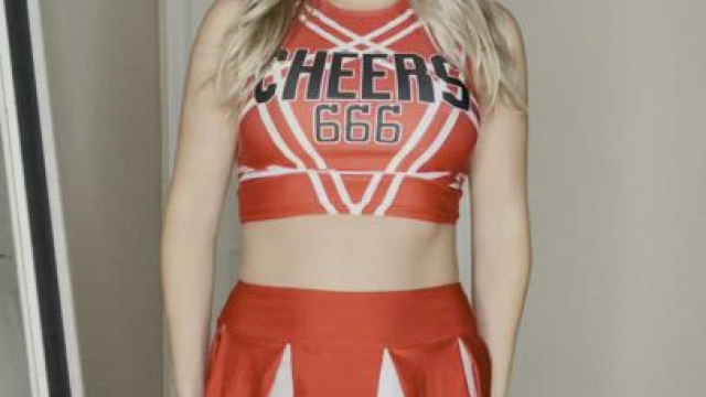 I can’t decide which costume to wear for Halloween tomorrow night