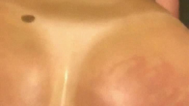 You made the gape, now cum inside it please