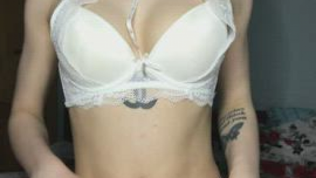 I hope at lease 3 horny guys will see this