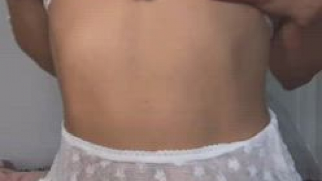 4'10 with Tiny Everything