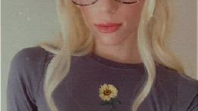 This titty drop is for your viewing pleasure 