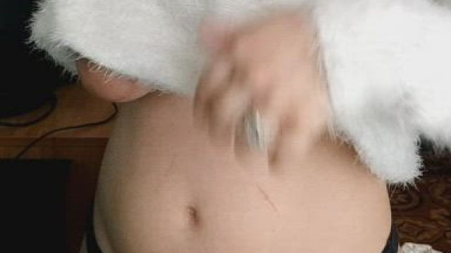 Can you tell I have no bra on?