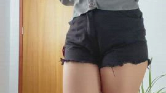 If your gf doesn't send you nudes, I do