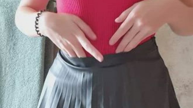 I usually do no panty upskirt. I still think this one is hot