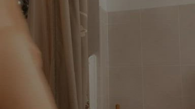 You should fuck me in the shower