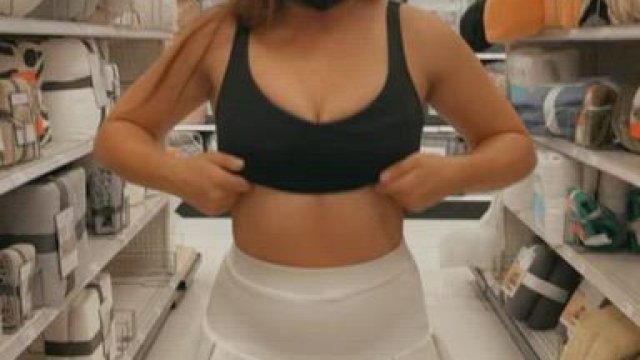 Do guys actually like small boobs?