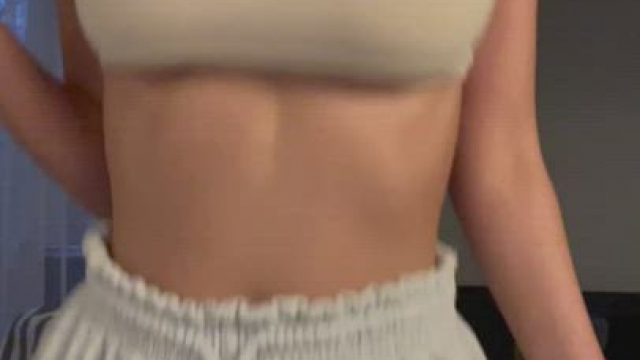 21[F4M]Sending my nudes to anyone that upvotes this my post right now (sna: mias