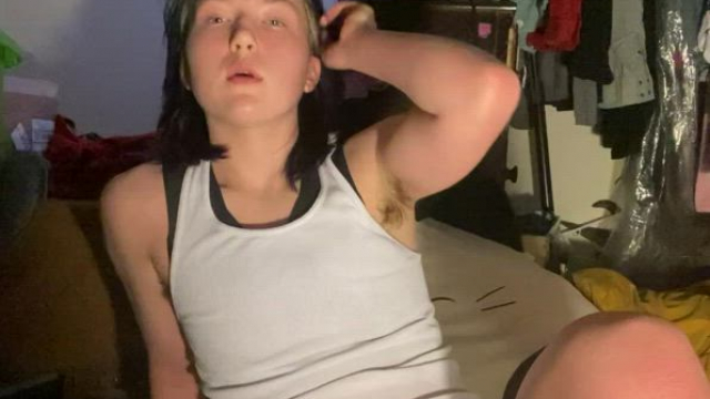 This is what I think you mean if you tell me to turn around for you <3