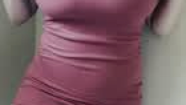 Dropping my bouncy mom titties