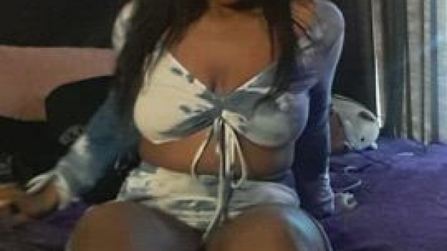 Do my toes make your dick throb?