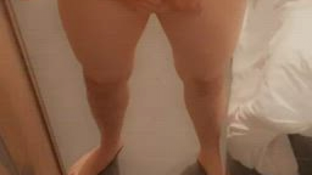 I love a mirror selfie