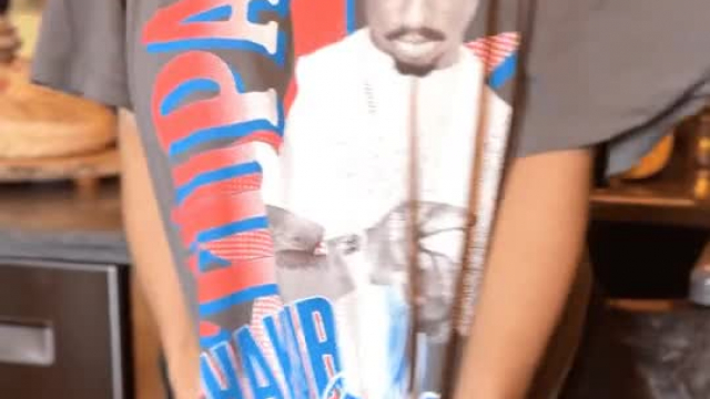 Any love for a 90s MILF with bolt-ons