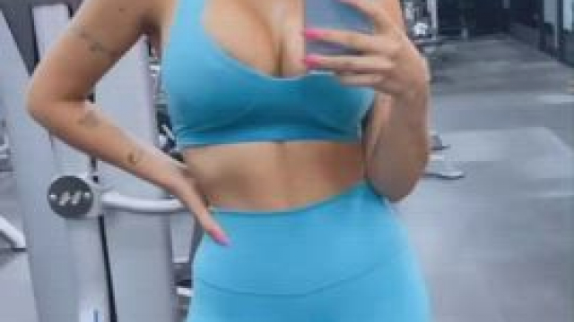 Sweaty Boobs