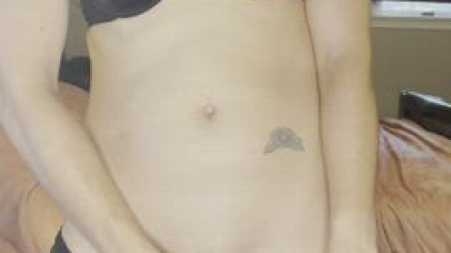 Bet you wish you could feel how wet this 40yr old mom pussy is?