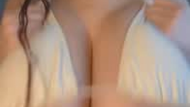 I titty bang on the first date