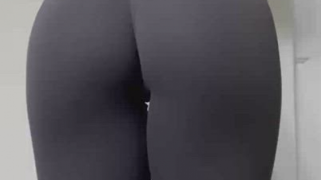 If you can see my lips, let me know