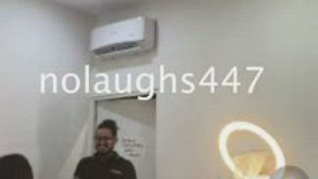 Delivery dude couldnt believe his eyes