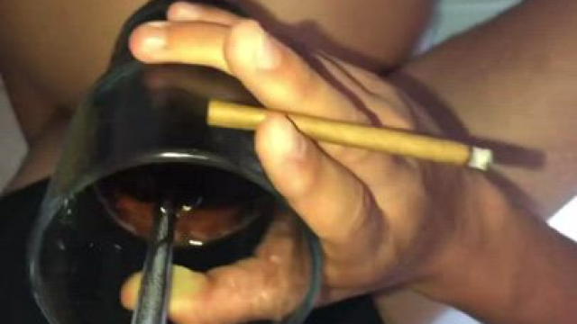 A blunt and some Henny while I do all the work