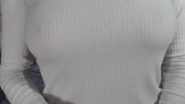 I heard that abs and perky boobs are a good combo, agreed?