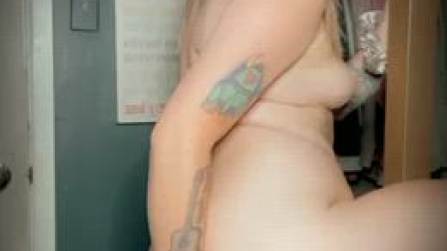 I hope I’m making you hard from this pic