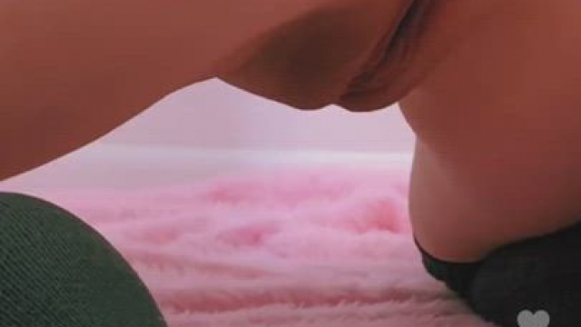 LIVE IG - her body was built to bang and bang