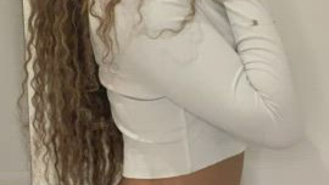 showing off the lightskin of 2005