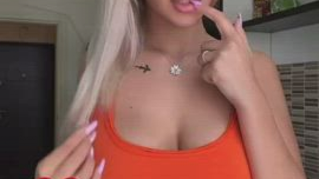 Accepting volunteers to fuckdoll me