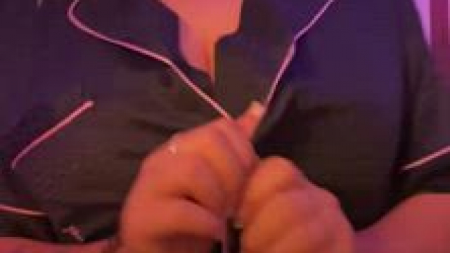 insta @madibanned oily boobs