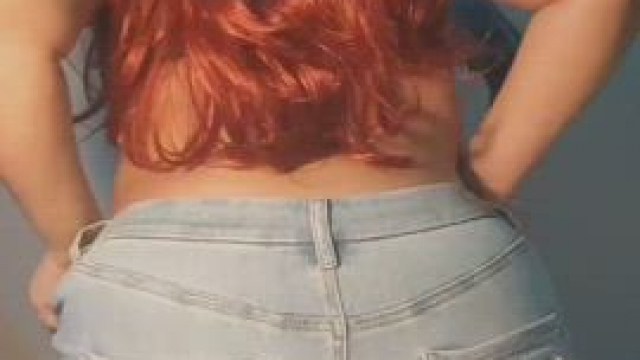 Booty so huge you can put your problems in it ;) [F]