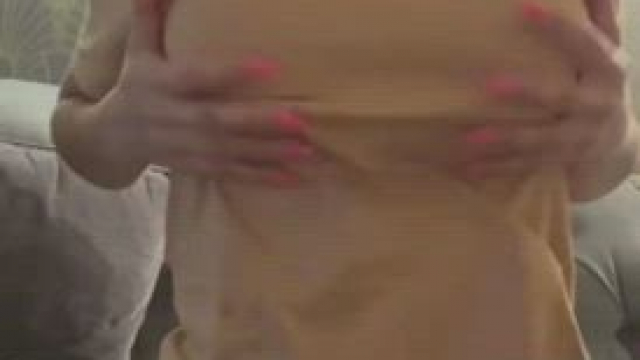 This time is not a tease, I promise, watch and enjoy my amazing boobs