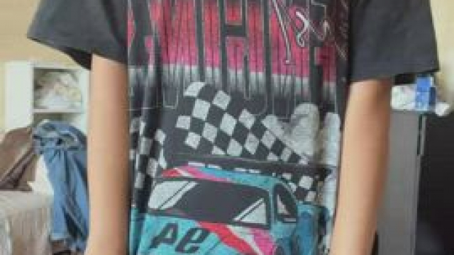 Tiny but still jiggling ;p