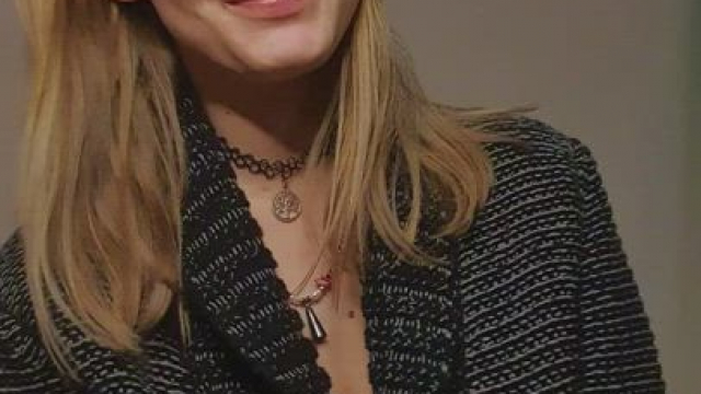 Well... you can't really see anything in this sweater... heh....but just unzip i