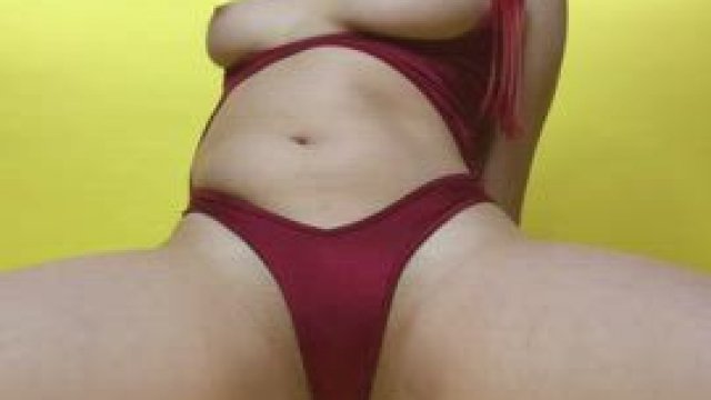 Erza teasing you in a swimsuit &amp;lt;3