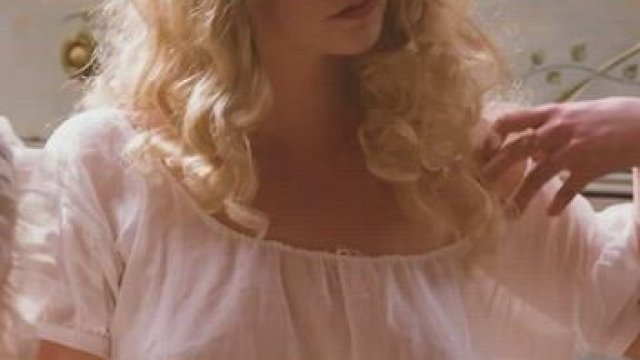 Anya-Taylor Joy see through plot from Emma