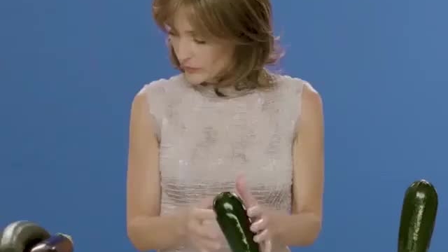 Gillian Anderson Masturbating A Zucchini Porn Gif With Source GIFSAUCE