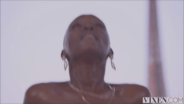 Black Beauty fuck a big white cock