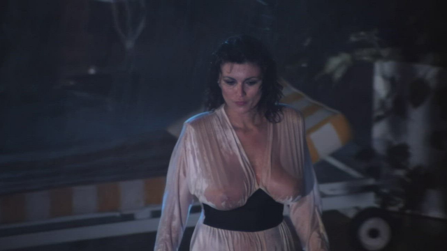 Serena Grandi in Delirium (1987)