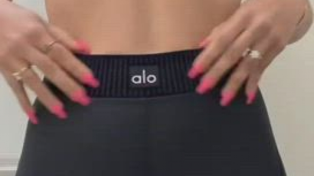 Yesterday I did my incredible Boobs, today my Delicious Booty