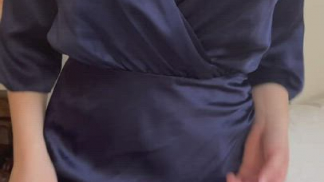 I love my easy access first date dress, what do you think?