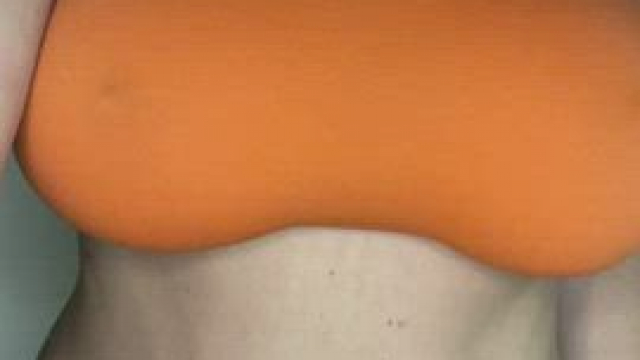 Bouncing and jiggling my all natural titties