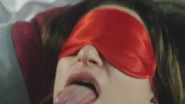 Feeding a cheating cum loving BBC white wife. OC