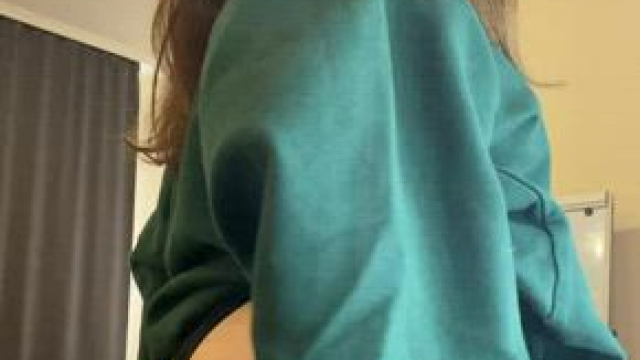 Would u slap that 18 year old ukrainian ass?